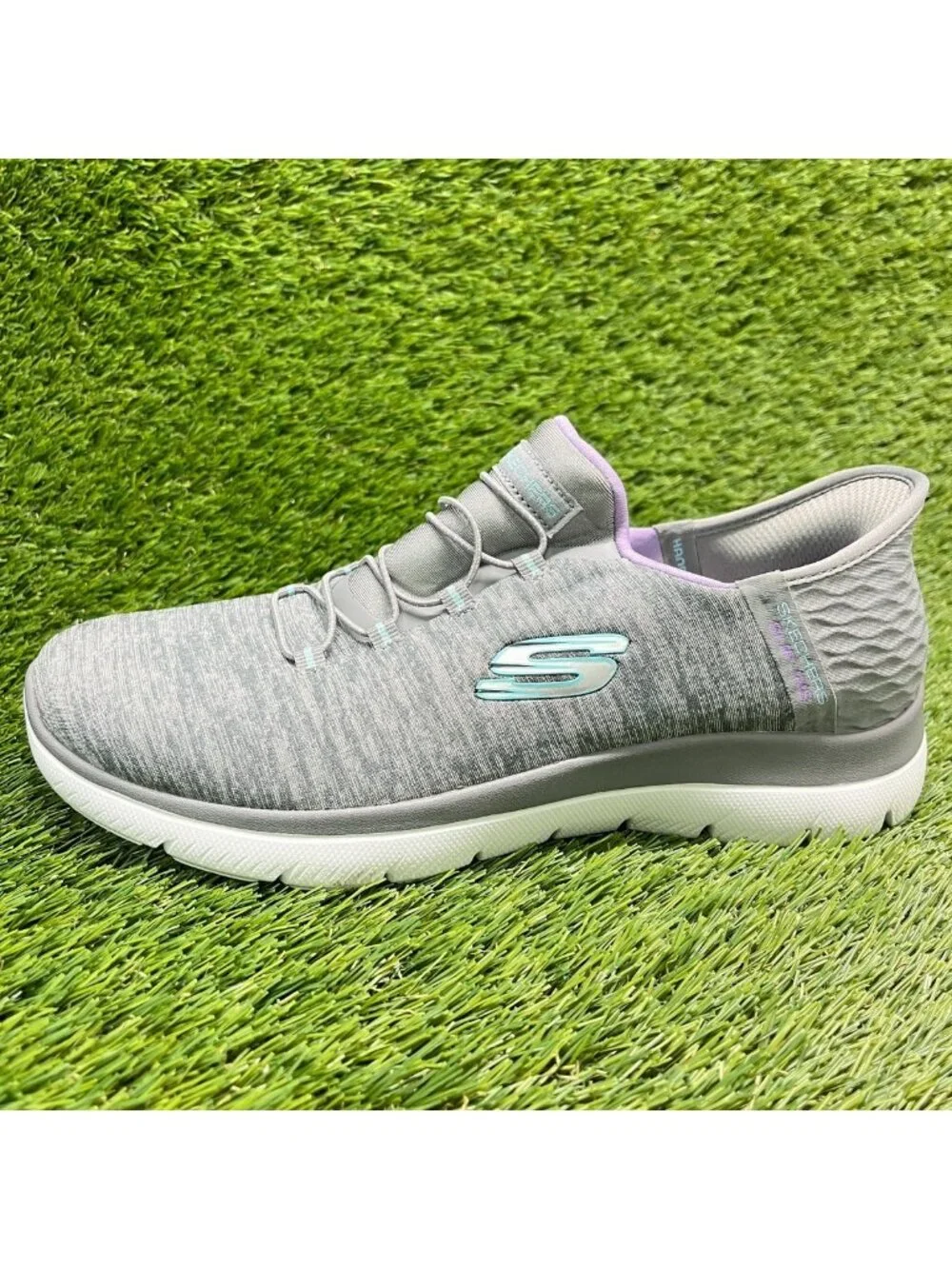 Skechers please review